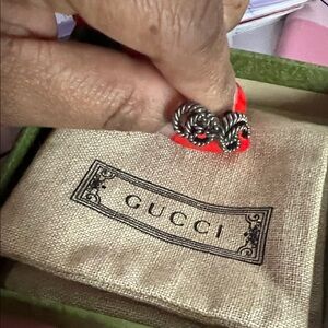 Gucci Silver Twisted Ring